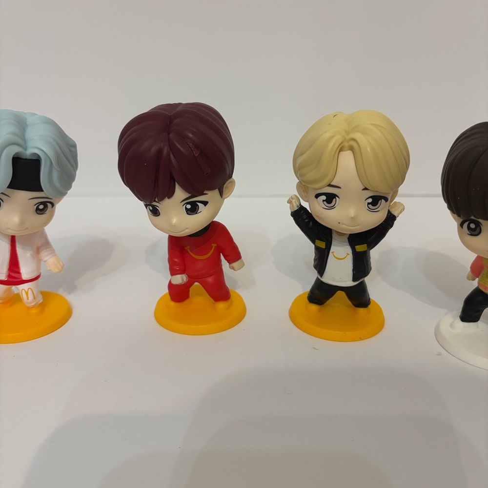 Colorful BTS McDonald’s Character Figurine Set of (6). - Picture 3 of 9